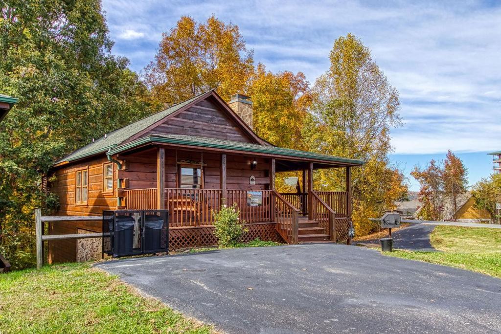 The Nut House, Hot Tub, Game Room, Wifi, 1089 Free Tickets Each Paid Day, Dollywood And More! Pigeon Forge Eksteriør billede